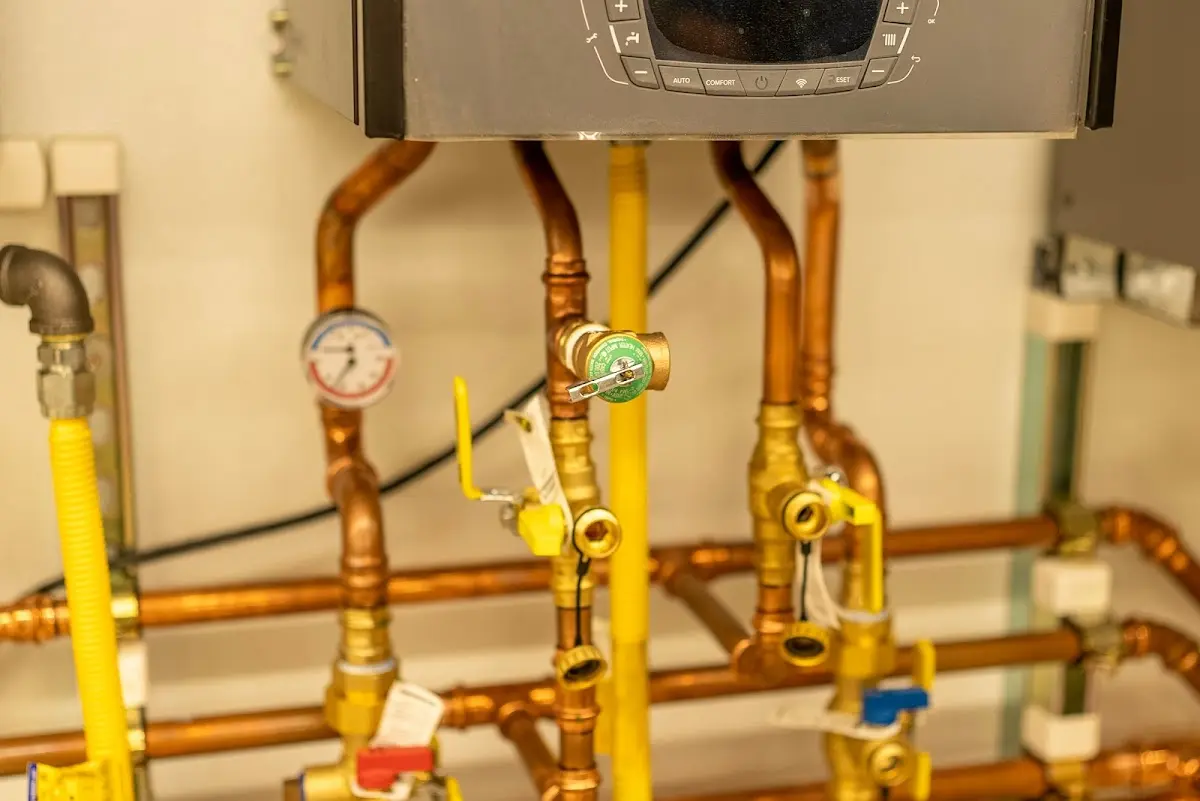 Licensed technician providing Slab Leak Repair for a homeowner in Checotah